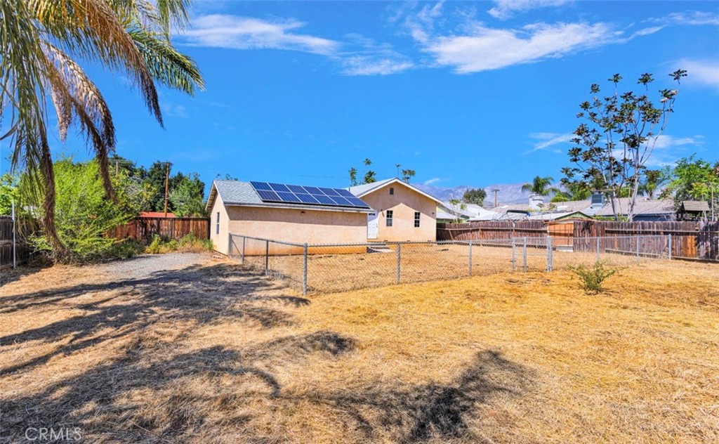121 East County Line Road Calimesa, CA 92320 - Photo 15 of 18