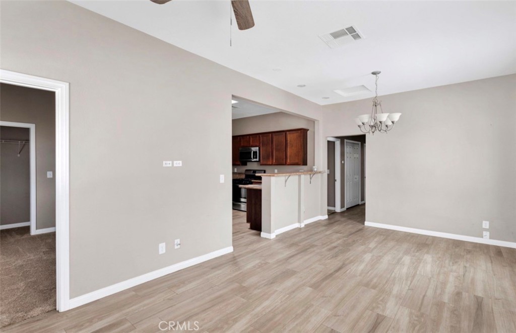 121 East County Line Road Calimesa, CA 92320 - Photo 4 of 18