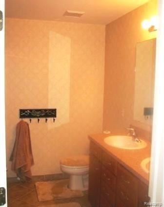 3071 Penn Court Rochester, MI 48307 - Photo 5 of 6 23173536-6.jpg
