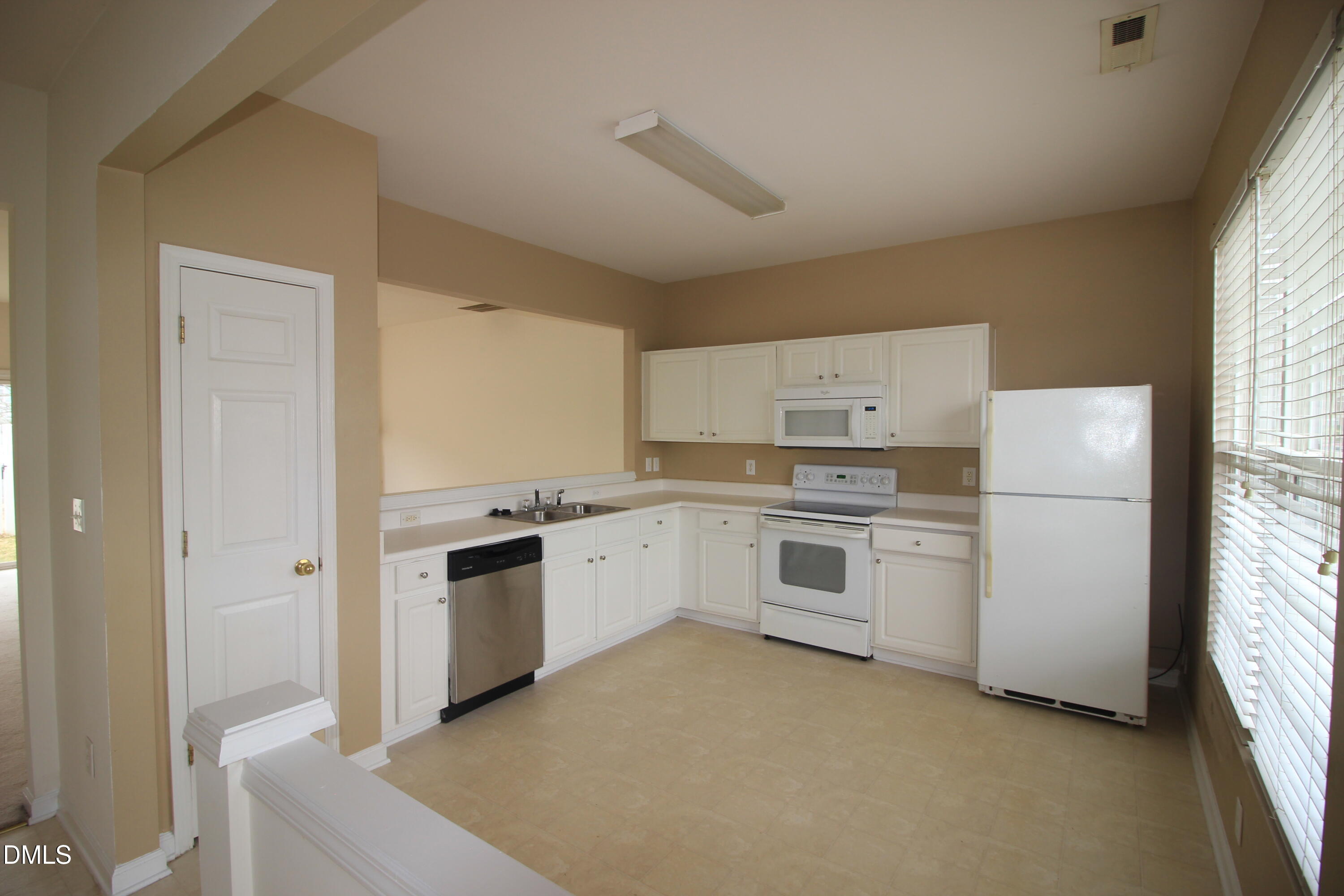 5124 Obion Court Raleigh, NC 27616 - Photo 3 of 20 IMG_6722