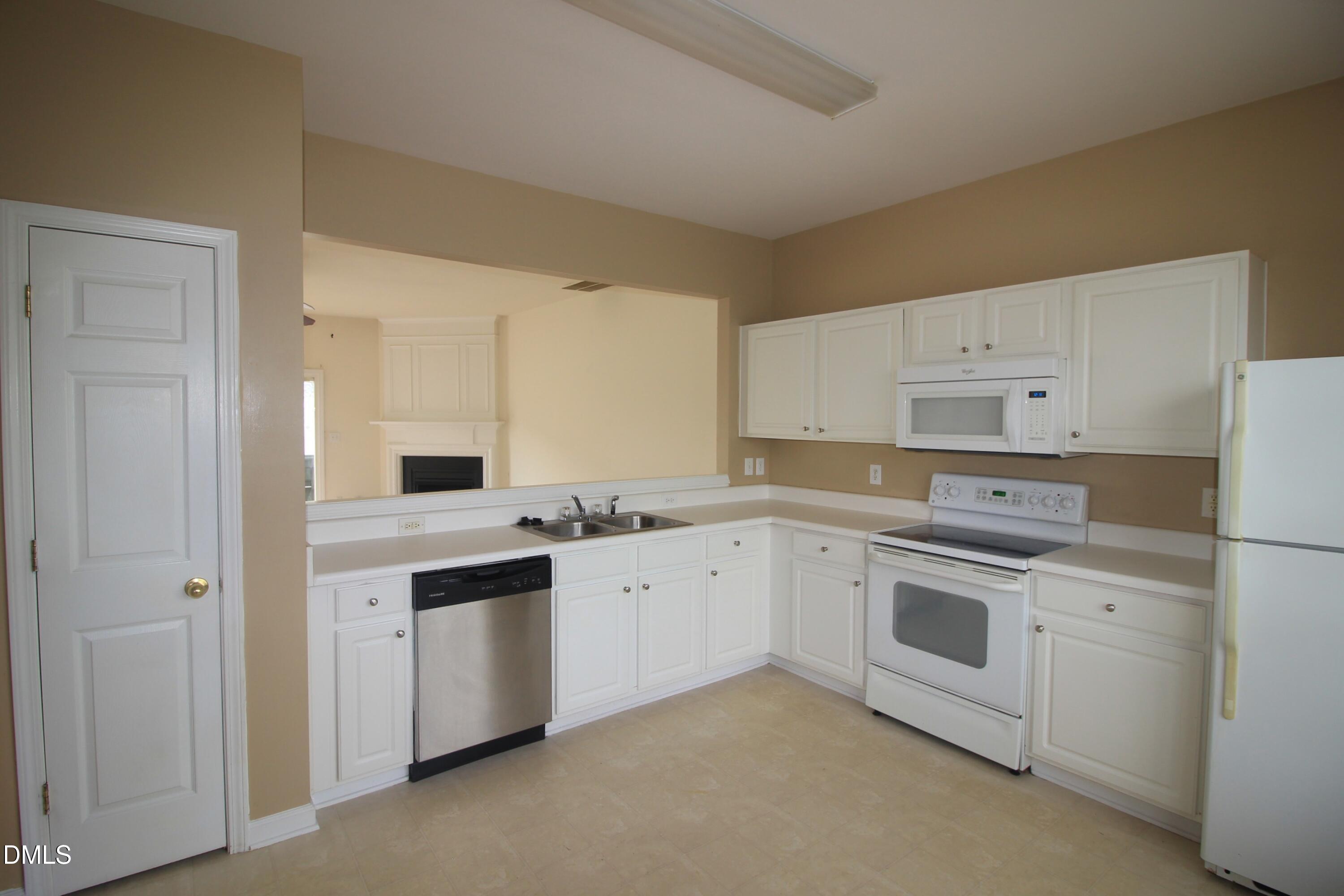 5124 Obion Court Raleigh, NC 27616 - Photo 4 of 20 IMG_6732