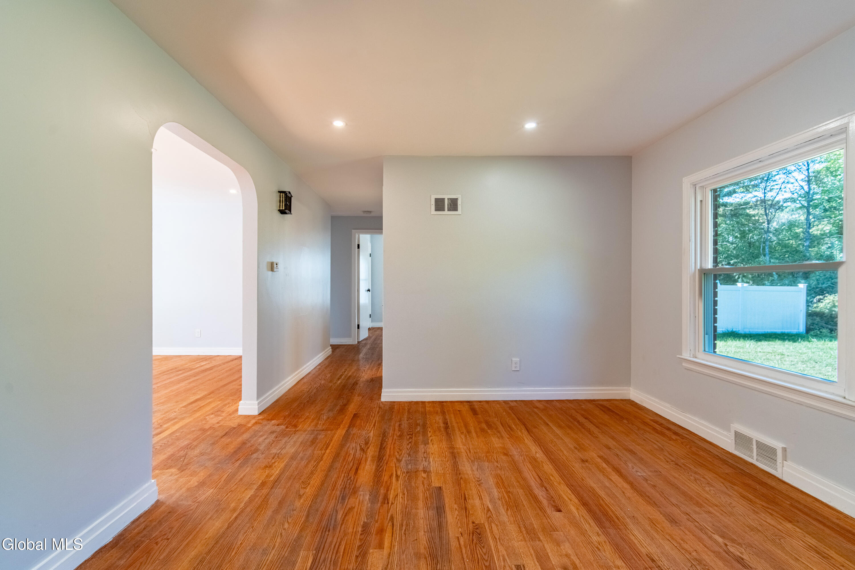 2313 Balltown Road Niskayuna, NY 12309 - Photo 15 of 35 2313 Balltown Rd