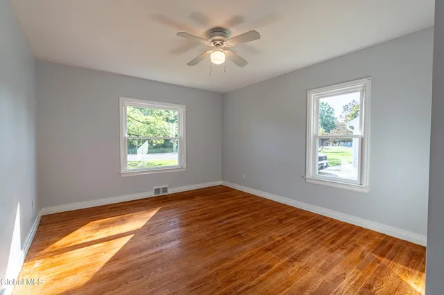 $375,000 | 2313 Balltown Road, Niskayuna, NY 12309