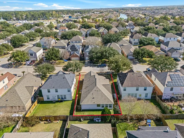 $2,000 | 15519 Elm Leaf Place, Cypress, TX 77429