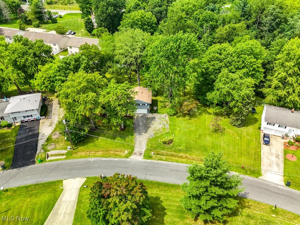 120 North Oakmont Road Northfield, OH 44067 - Photo 12 of 30