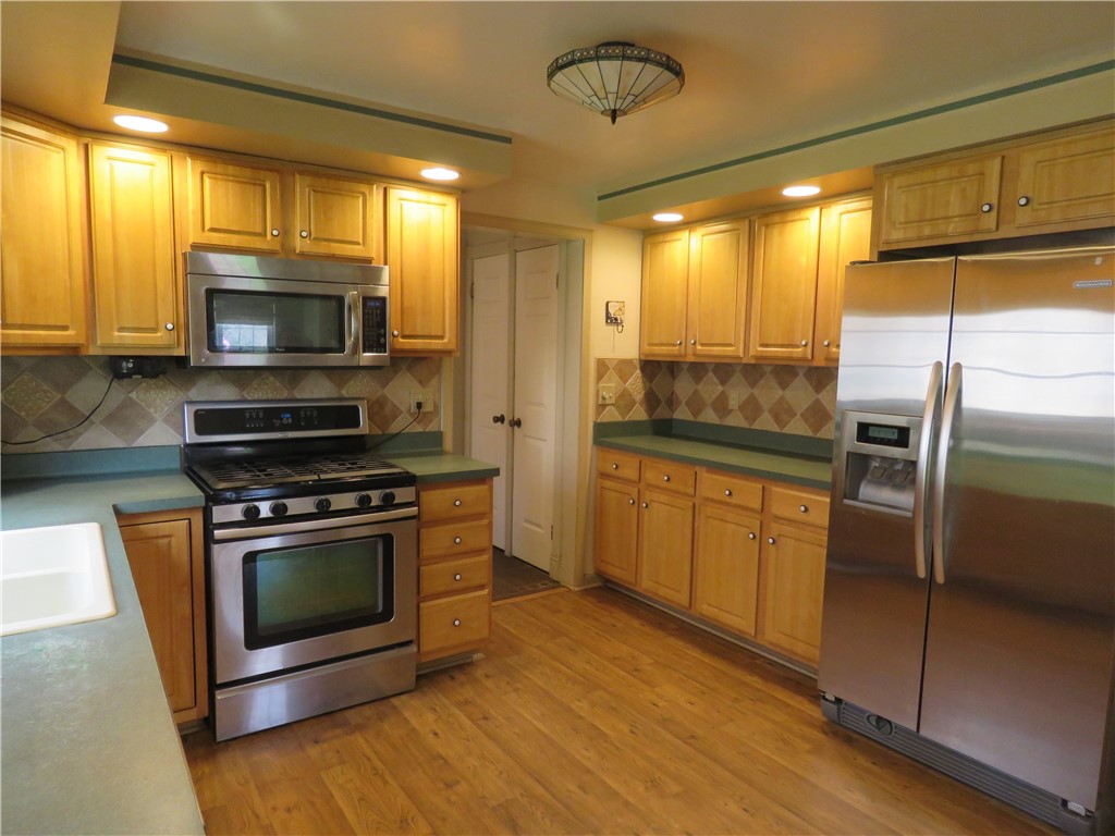 6 Maplegrove Drive Ogden, NY 14428 - Photo 7 of 41