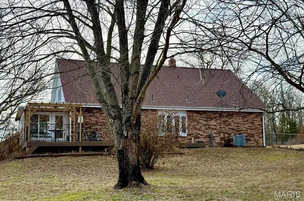 $299,900 | 411 Craig Lane, Raymondville, MO 65555