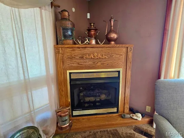 $299,900 | 411 Craig Lane, Raymondville, MO 65555