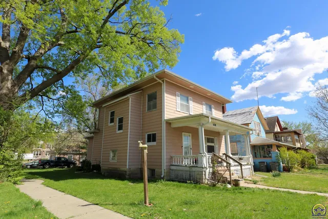 $105,000 | 628 State Street, Emporia, KS 66801