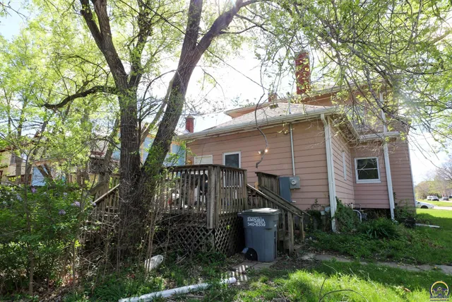 $105,000 | 628 State Street, Emporia, KS 66801