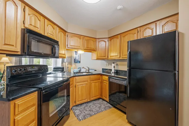 $550,000 | 738 Weirs Boulevard, Unit 34, Laconia, NH 03246