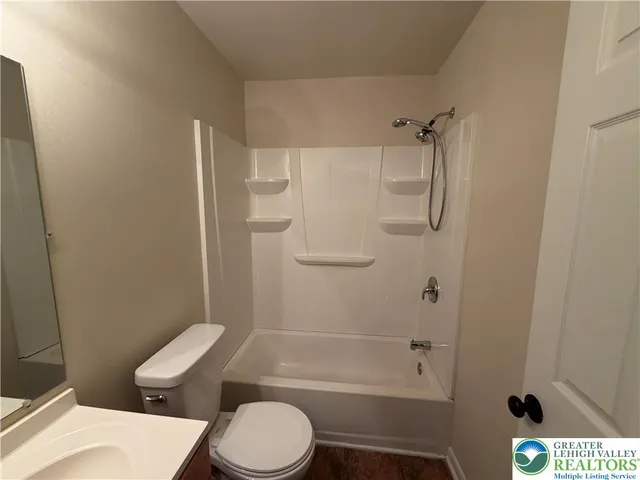 $1,800 | 1199 Eagle Street, Lower Macungie Township, PA 18106