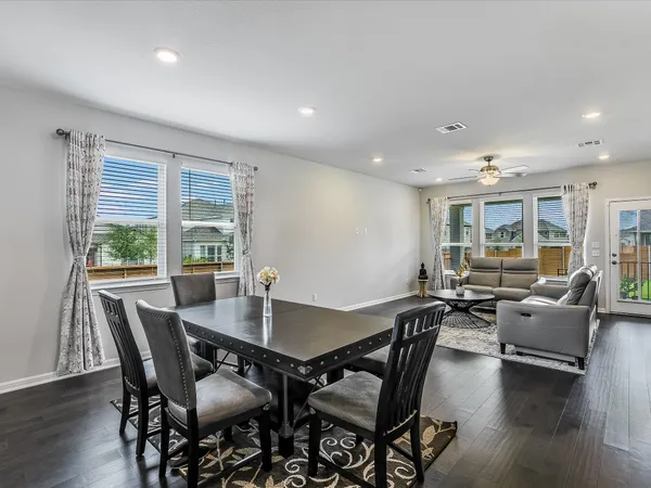 $595,000 | 512 Voyage Trace, Leander, TX 78641