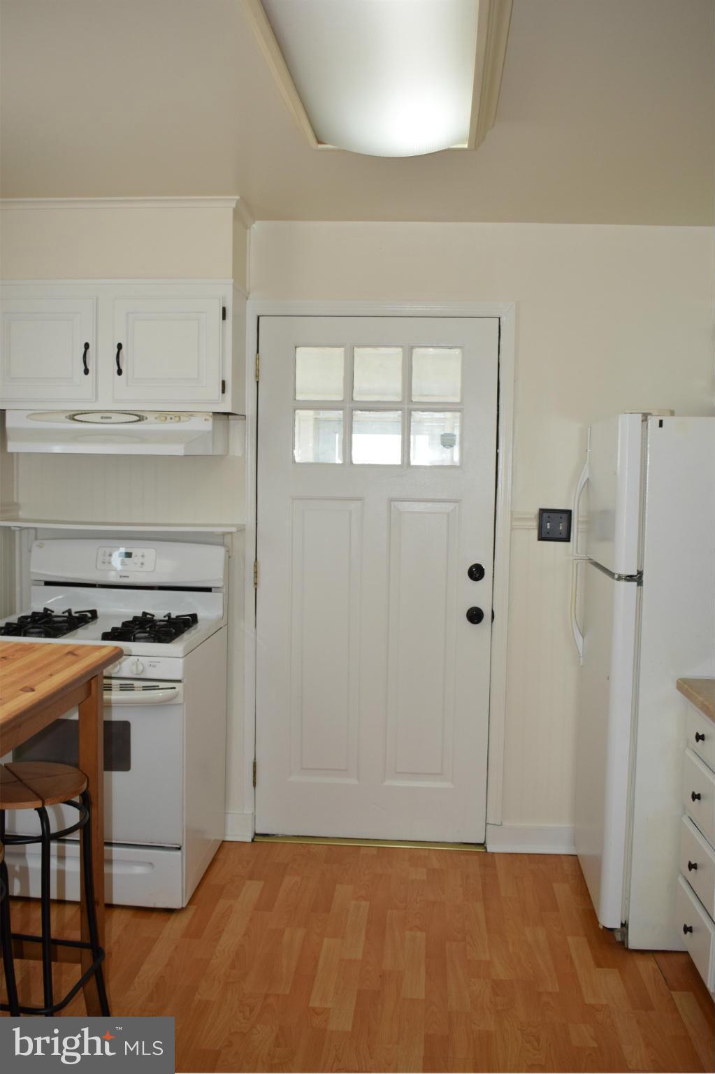 1805 Willow Spring Road Baltimore, MD 21222 - Photo 13 of 30 Kitchen