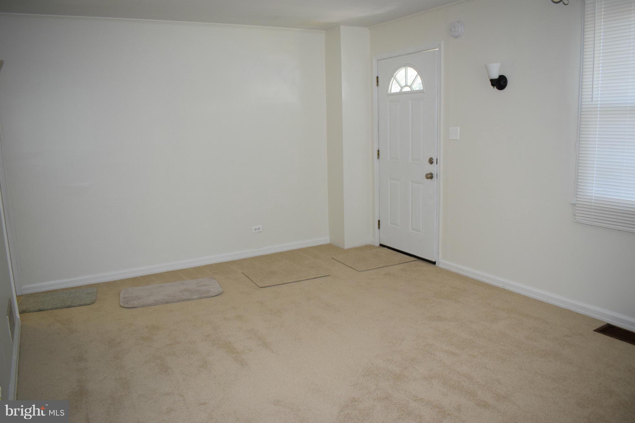 1805 Willow Spring Road Baltimore, MD 21222 - Photo 3 of 30 Living Room