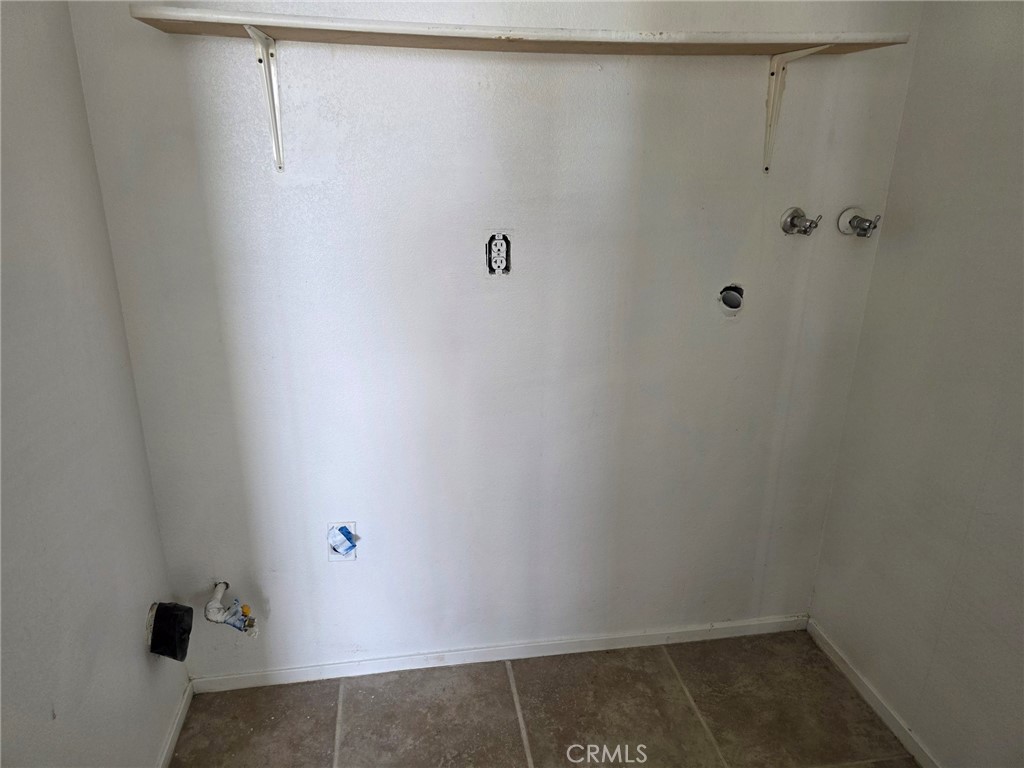 751 Higgins Road, Unit 1 Barstow, CA 92311 - Photo 17 of 24 Gallery Image 17