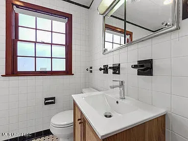 $1,900 | 1085 Cherokee Street, Biloxi, MS 39530