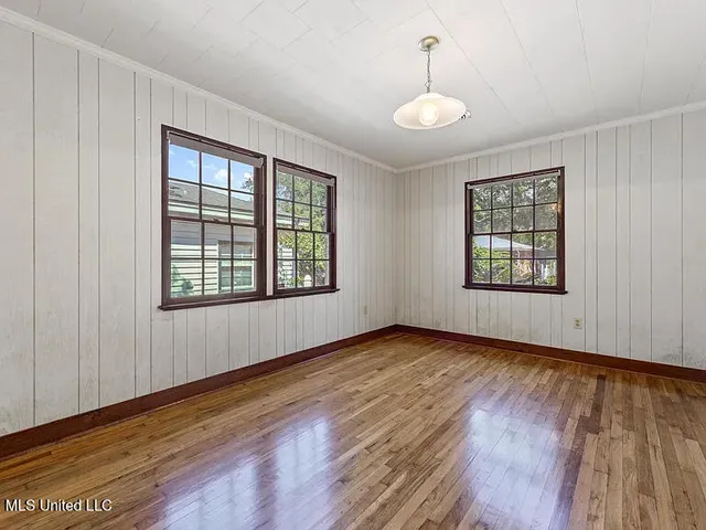 $1,900 | 1085 Cherokee Street, Biloxi, MS 39530