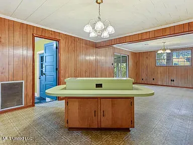 $1,900 | 1085 Cherokee Street, Biloxi, MS 39530