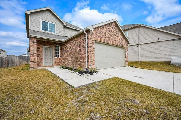 $2,000 | 2710 Hoffman Lane, Conroe, TX 77304
