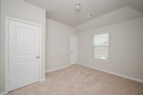 $2,000 | 2710 Hoffman Lane, Conroe, TX 77304