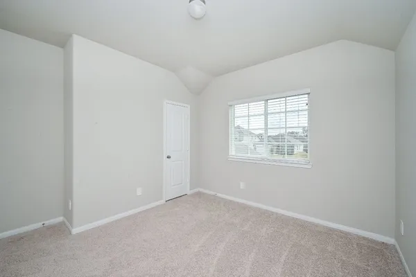 $2,000 | 2710 Hoffman Lane, Conroe, TX 77304
