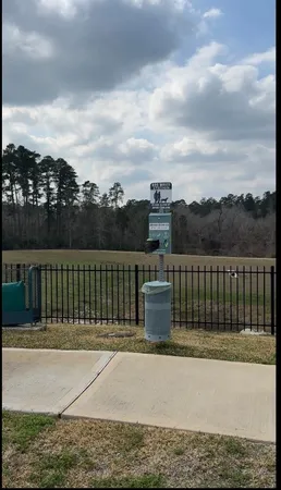 $2,000 | 2710 Hoffman Lane, Conroe, TX 77304