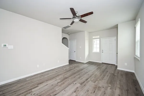 $2,000 | 2710 Hoffman Court, Conroe, TX 77304