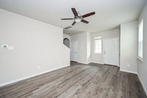 $2,000 | 2710 Hoffman Lane, Conroe, TX 77304