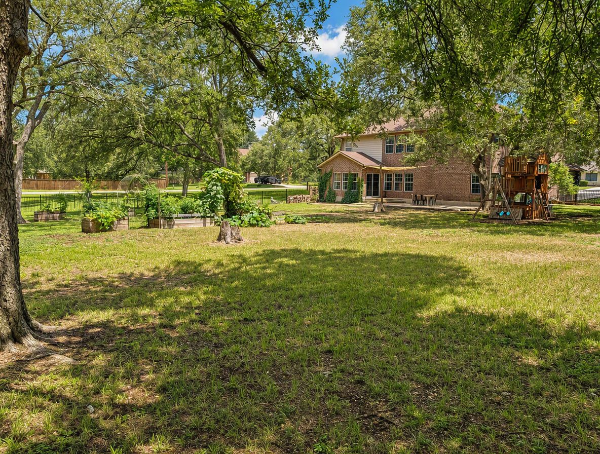 122 Avenida Brisa Fresca Road Kyle, TX 78640 - Photo 33 of 34