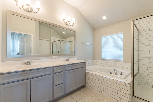 $2,200 | 2745 Ridge Forest Drive, New Braunfels, TX 78130