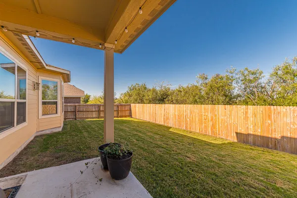 $2,200 | 2745 Ridge Forest Drive, New Braunfels, TX 78130