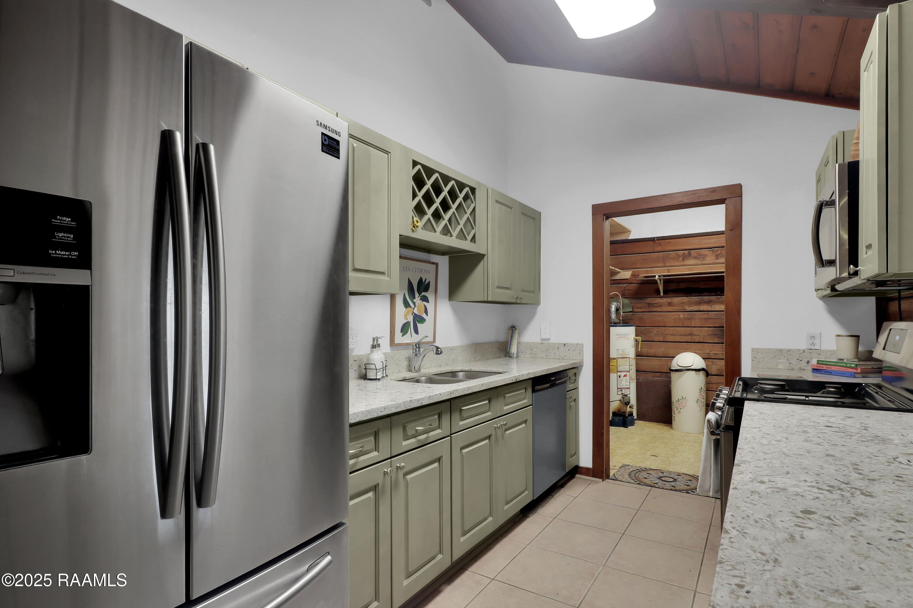 2135 Renaud Drive Scott, LA 70583 - Photo 4 of 19 2135 Renaud