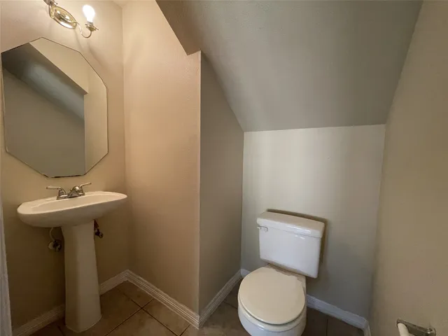 $1,890 | 16706 Stapley Drive, Houston, TX 77396