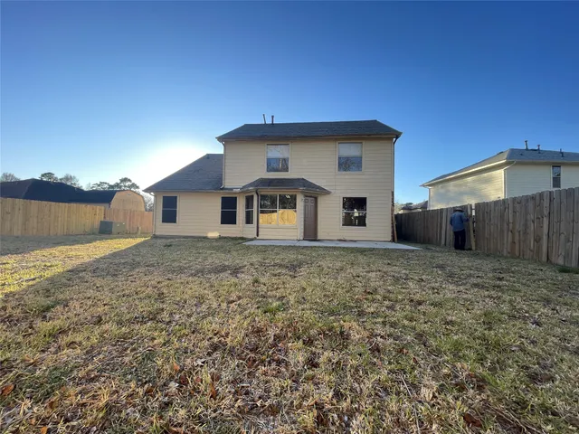 $1,890 | 16706 Stapley Drive, Houston, TX 77396