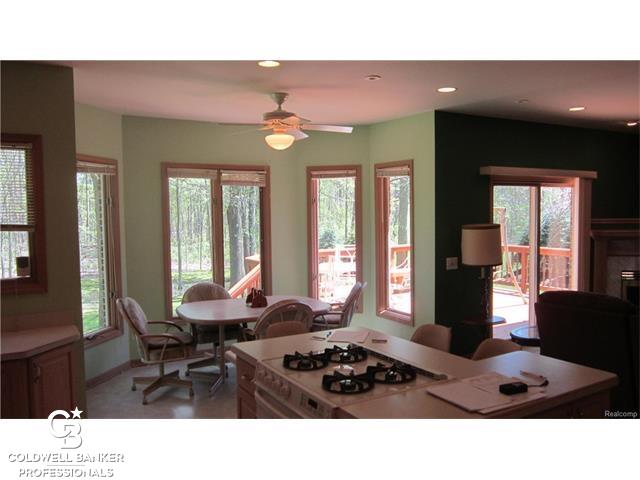 53950 County Line Road New Baltimore, MI 48047 - Photo 16 of 42 31323221-15.JPG