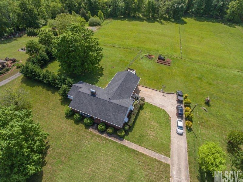 1935 Zion Road Morganton, NC 28655 - Photo 2 of 24 Gallery Image 2