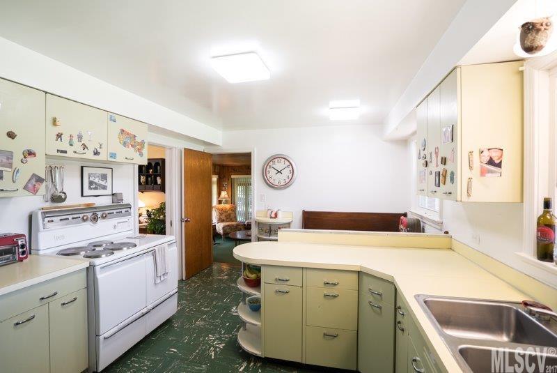 1935 Zion Road Morganton, NC 28655 - Photo 3 of 24 Gallery Image 3