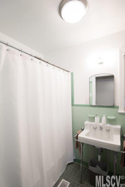 1935 Zion Road Morganton, NC 28655 - Photo 5 of 24 Gallery Image 5