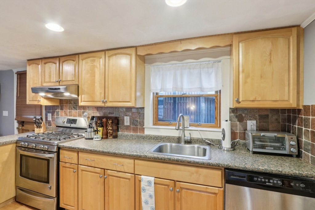 15 Andover Street Georgetown, MA 01833 - Photo 15 of 42