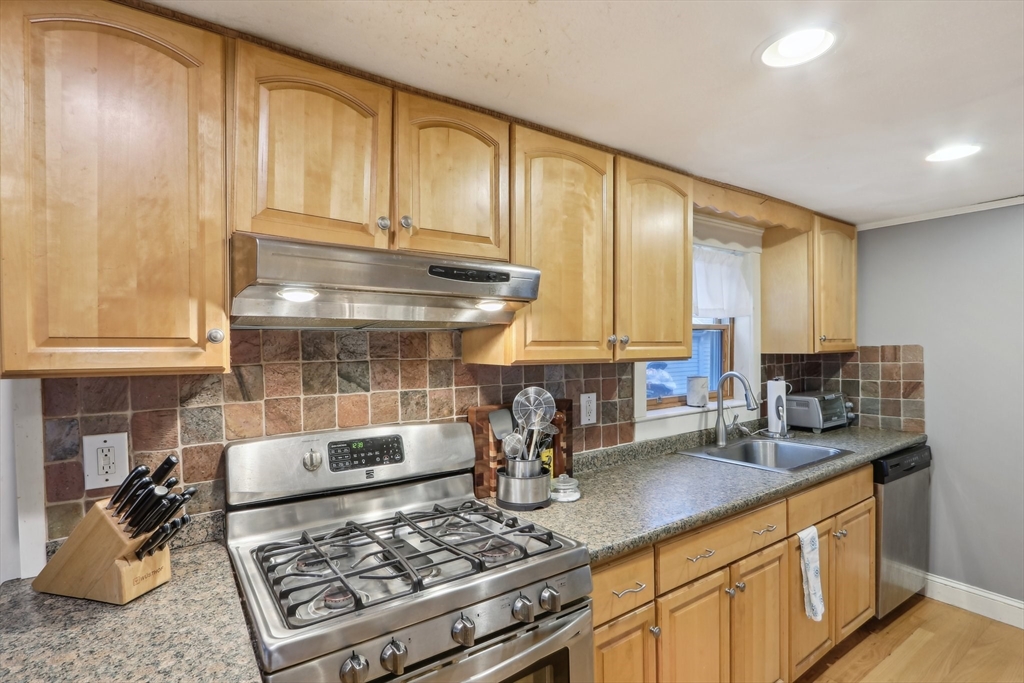 15 Andover Street Georgetown, MA 01833 - Photo 18 of 42