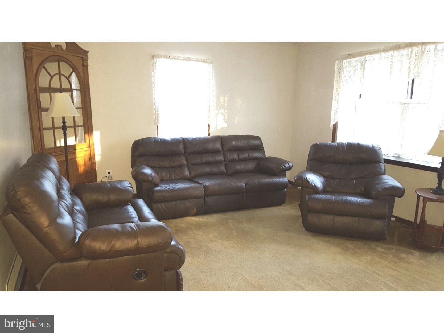 1826 Good Intent Road Deptford, NJ 08096 - Photo 3 of 13 Living Room