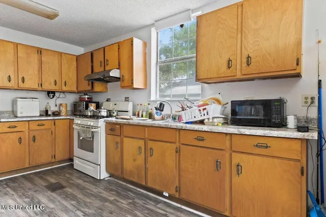 $238,000 | 3902 Pascagoula Street, Pascagoula, MS 39567