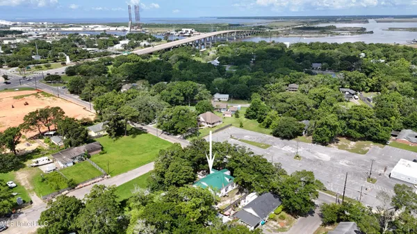 $199,900 | 3902 Pascagoula Street, Pascagoula, MS 39567