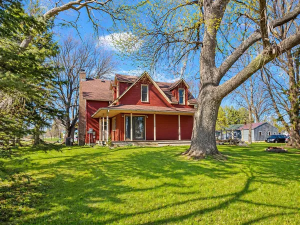 $309,000 | 8655 8th Avenue, New Auburn, MN 55366