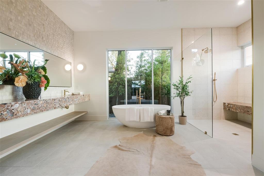 3904 Rochelle Drive Dallas, TX 75220 - Photo 15 of 34