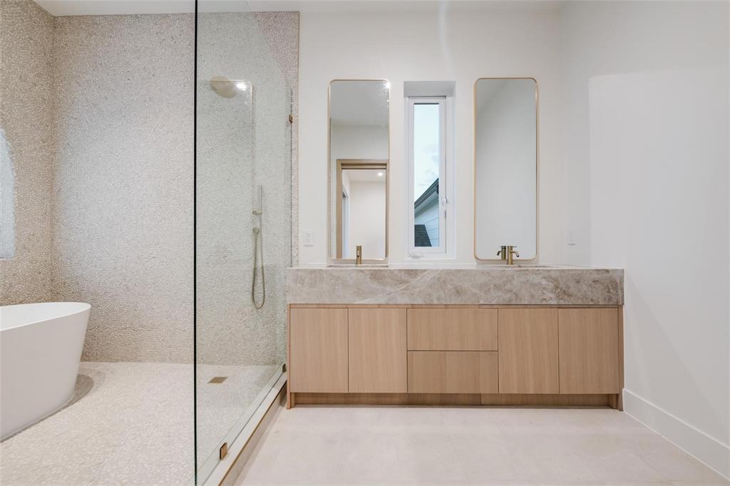 3904 Rochelle Drive Dallas, TX 75220 - Photo 16 of 34