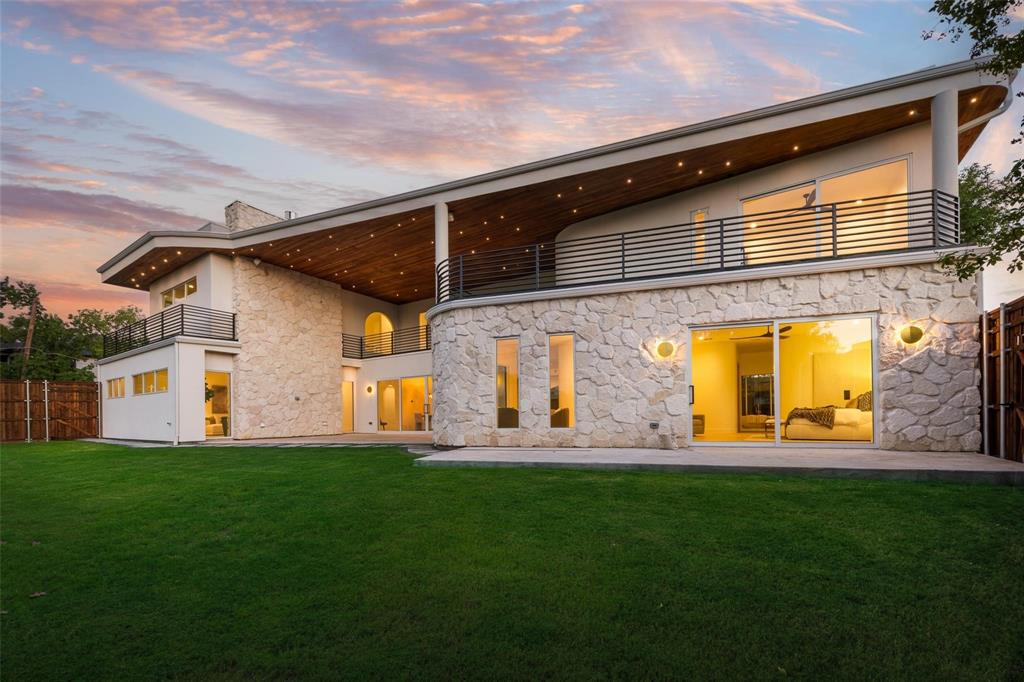 3904 Rochelle Drive Dallas, TX 75220 - Photo 2 of 34