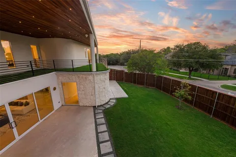 $2,295,000 | 3904 Rochelle Drive, Dallas, TX 75220