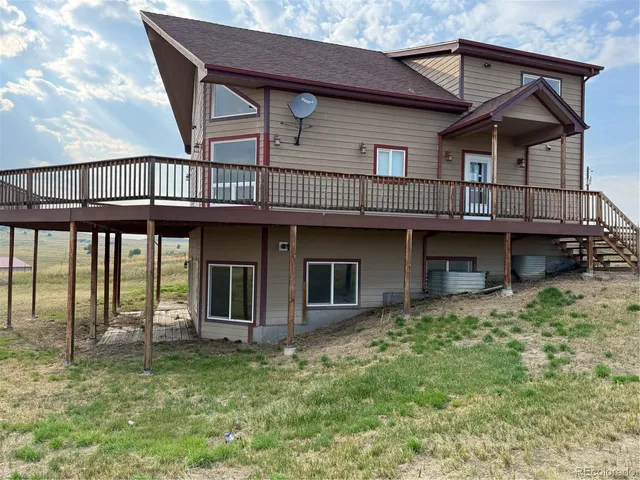 a house view with a garden space